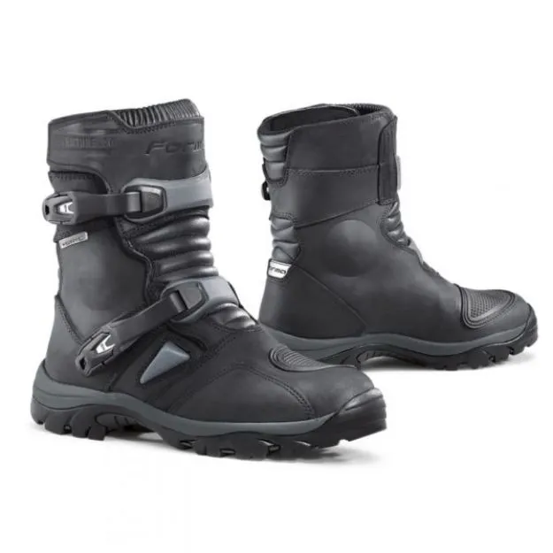 Picture of FORMA ADVENTURE BOOT LOW BLACK
