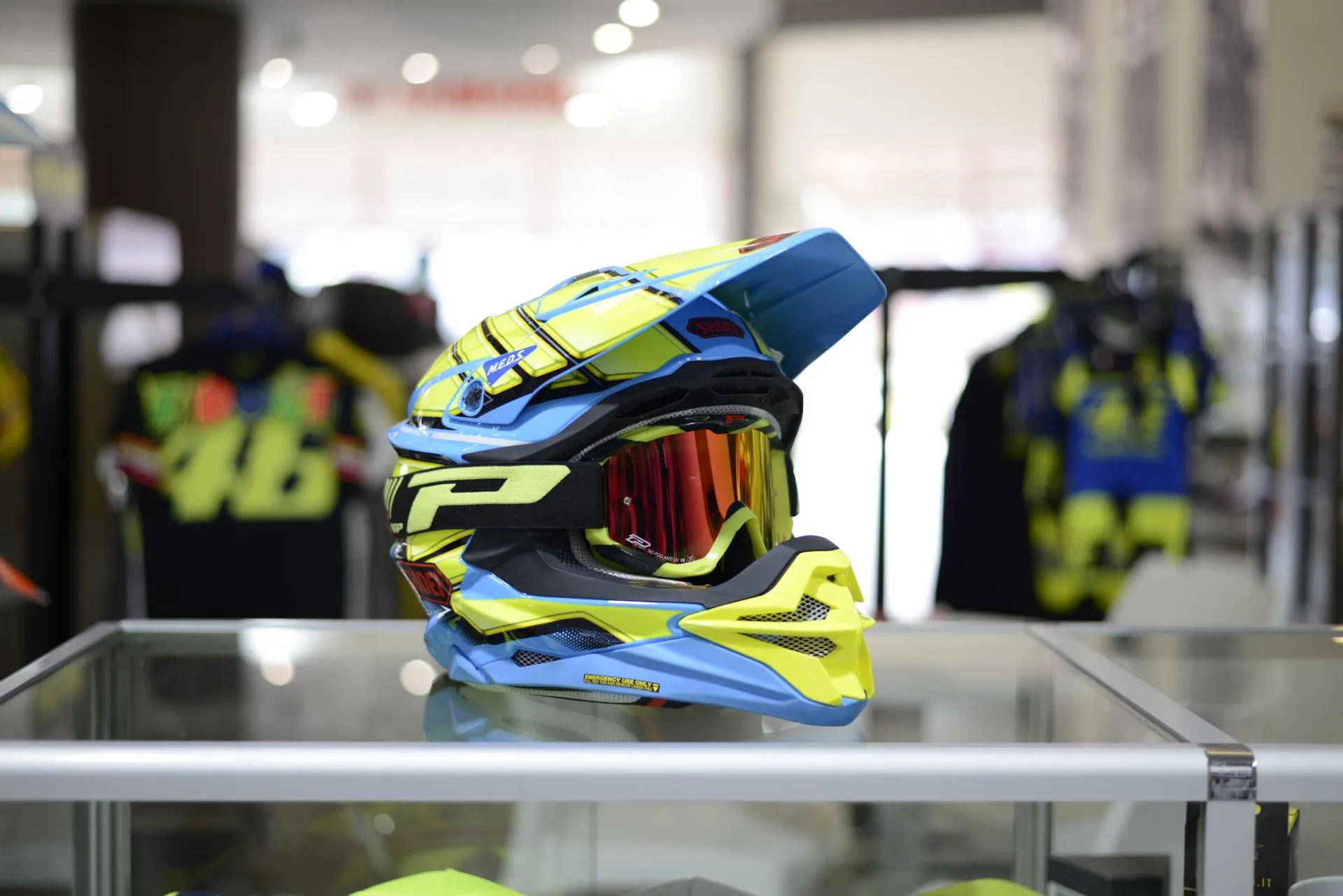Picture for category Motocross Helmets
