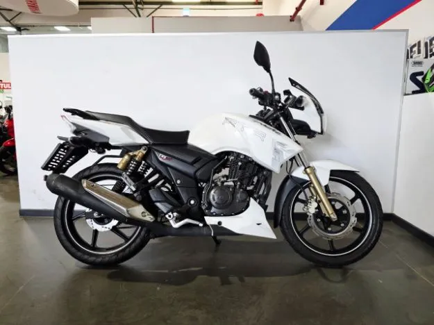 Picture of 2021 TVS Apache RTR 180